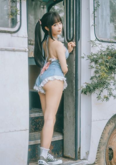 禁止的爱善良的小姨